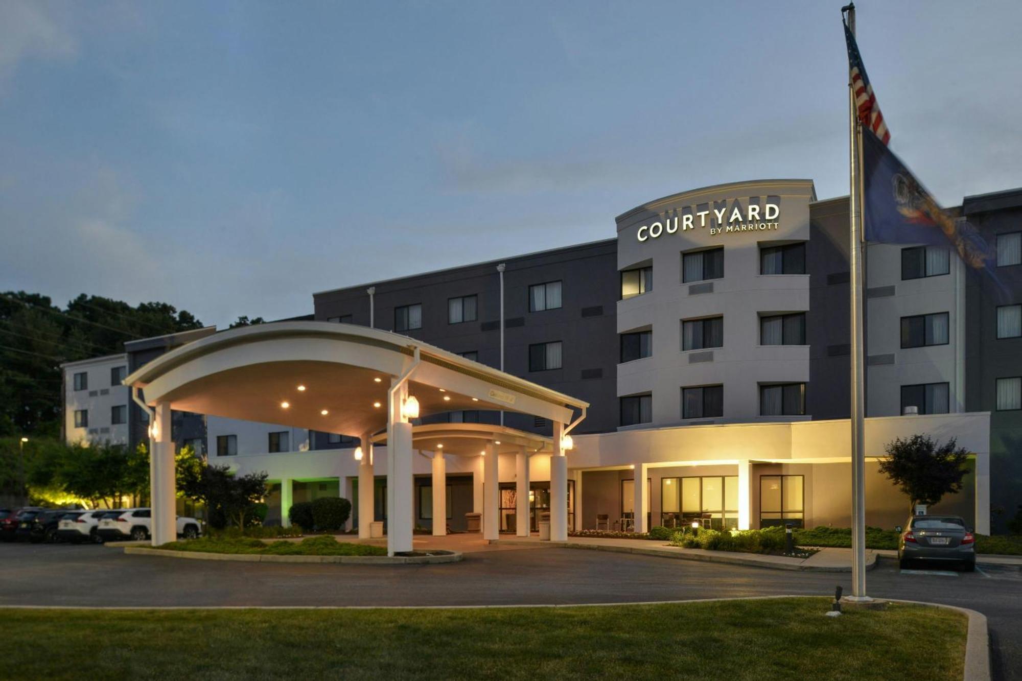 Courtyard By Marriott Harrisburg Hershey Exteriér fotografie