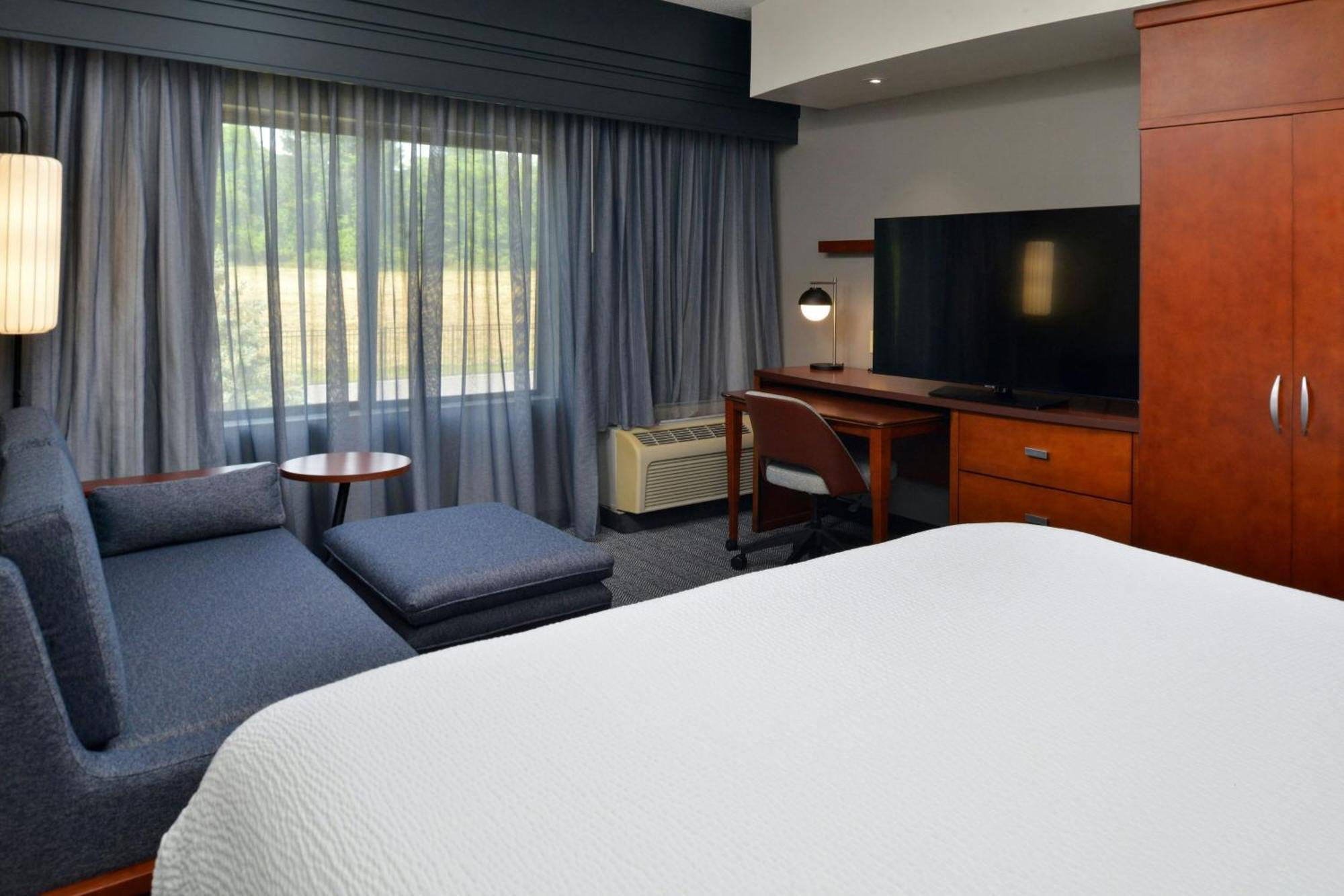 Courtyard By Marriott Harrisburg Hershey Exteriér fotografie