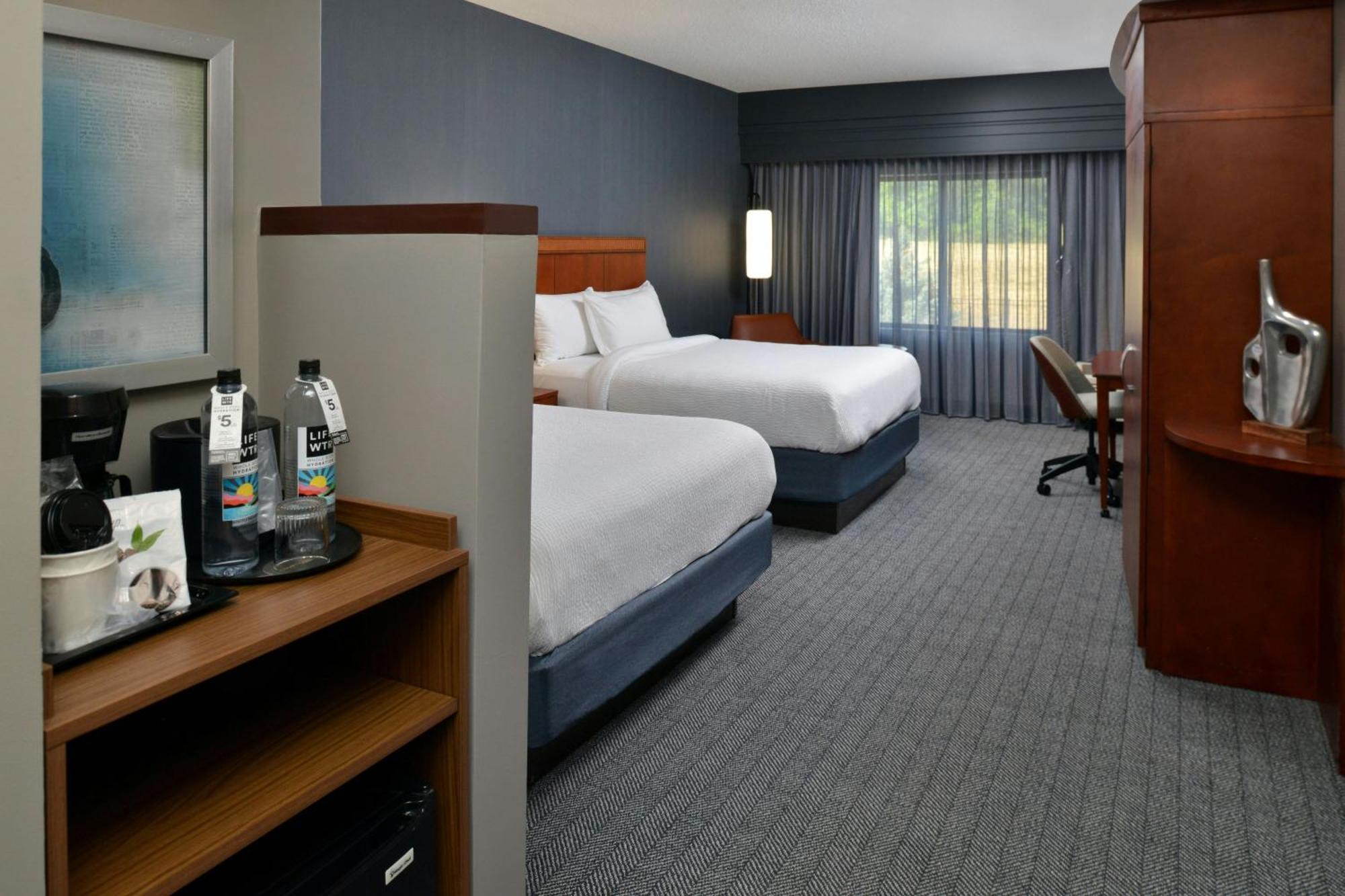 Courtyard By Marriott Harrisburg Hershey Exteriér fotografie